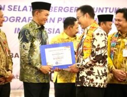 Sukses Tekan Angka Stunting,Pemkab Tanbu Terima Penghargaan BKKBN