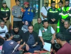 Zairullah Sambangi Warga Terdampak Banjir di Pengungsian dan Dapur Umum