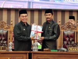 Bupati Zairullah Sampaikan KUA dan PPAS APBD 2025