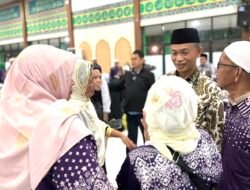 Sekda Sambut Kedatangan 165 Jamaah Haji Tanah Bumbu