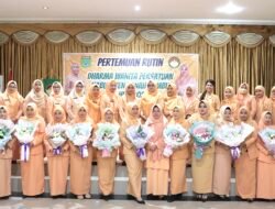 Anggota DWP Tanbu Dibekali Keterampilan Membuat Buket