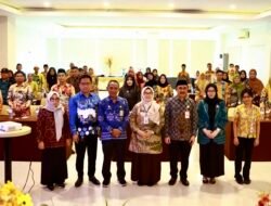 Pegawai Disdukcapil Tanbu Ikuti Bimtek Service Excellent dan Public Speaking
