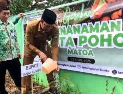 Gerakan Tanam 1 Juta Pohon, Bupati Andi Rudi Latif Ajak Masyarakat BerAKSI Jaga Lingkungan