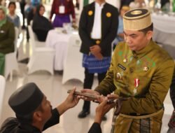 Bang Arul Apresiasi Penampilan Seni dan Budaya di Peringatan Hari Jadi ke-22 Tanah Bumbu