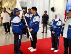 Bupati Andi Rudi Latif Lepas 167 Atlet POPDA Tanah Bumbu