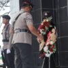 HUT Bhayangkara ke-79,Polres Tanah Bumbu Ziarah dan Tabur Bunga di TMP Mattone Pagatan