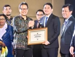 Bupati Tanah Bumbu Andi Rudi Latif Terima Sertifikat Eliminasi Malaria di APLMA ke-9