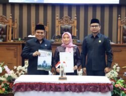 DPRD Tanbu dan Pemkab Tandatangani Nota Kesepakatan KUA PPAS Perubahan TA 2025