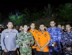 Bupati Andi Rudi Latif Pimpin Langsung Evakuasi dan Pelepasan Korban Helikopter Jatuh di Mantewe