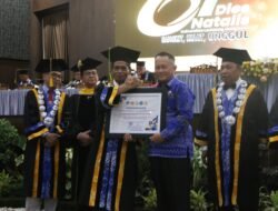Pemkab Tanah Bumbu Terima Penghargaan dari ULM, Wujud Komitmen terhadap Pendidikan Berkualitas