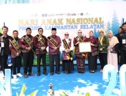 Bupati Tanah Bumbu dan Istri Dikukuhkan Sebagai Ayah dan Bunda Forum Anak Daerah