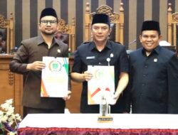 DPRD Tanbu – Pemkab Setujui Raperda Kerjasama Daerah Perkuat Tata Kelola dan Pembangunan Daerah