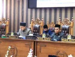 Rapat Paripurna DPRD Tanah Bumbu Jawaban Bupati Terhadap Fraksi Terkait Raperda Pembentukan 17 Desa