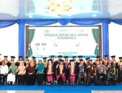 Hari Keluarga Nasional, Tanah Bumbu Komitmen Program Sekolah Lansia