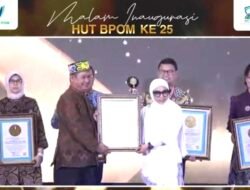 Nur Andi Arinawati Arsyad Terima LEPRID Prestasi Indonesia–Dunia di HUT ke-25 BPOM