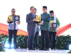 Tanah Bumbu Terima Predikat Sertifikat Menuju Kabupaten Bersih Tahun 2025  dari Kementerian Lingkungan Hidup