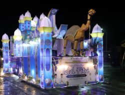 Semarak Idul Fitri, Bupati Andi Rudi Latif Lepas Festival Tanglong 2026