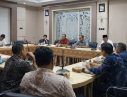Komisi II DPRD Tanah Bumbu Minta Fasilitas Pasar Pagatan Sementara Dibenahi