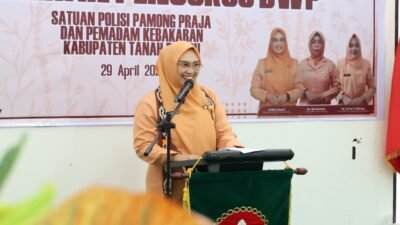 Kukuhkan Pengurus DWP,Andi Irmayani Rudi Latif Tekankan Inovasi Pembangunan Daerah