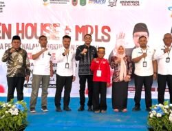 Bupati Andi Rudi Latif Buka MPLS Sekolah Rakyat Tanah Bumbu
