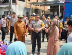 Kapolres Tanah Bumbu Kunjungi Korban Kebakaran di Kampung Baru, Pastikan Kebutuhan Warga Terpenuhi