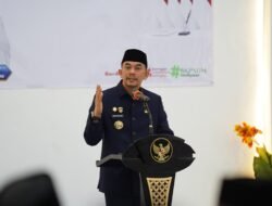 Lantik Pejabat Pemkab Tanah Bumbu, Bupati Andi Rudi Latif Tekankan Program Harus Berdampak Nyata bagi Masyarakat
